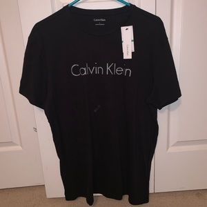 Calvin Klein T shirt